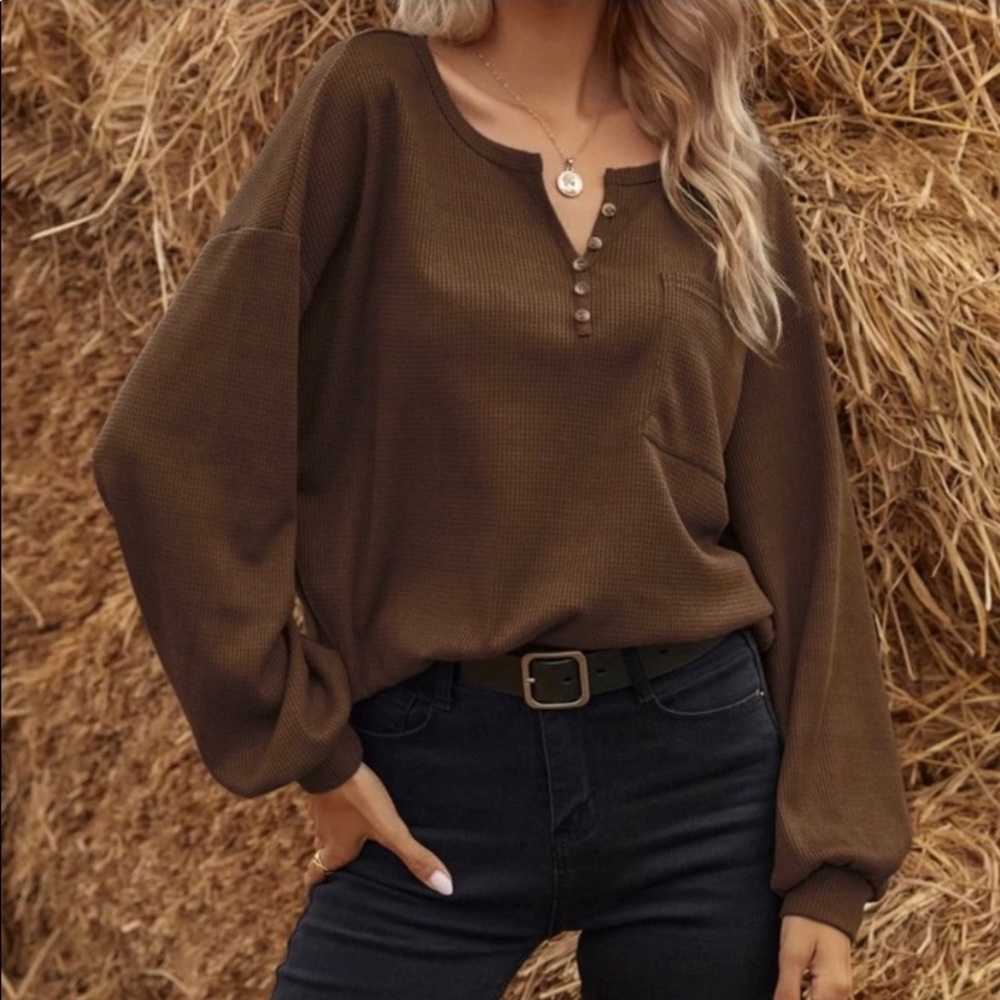 Kara and Kate Brown Top with Notched Collar and Front Pocket- M & XL - Picture 6 of 6